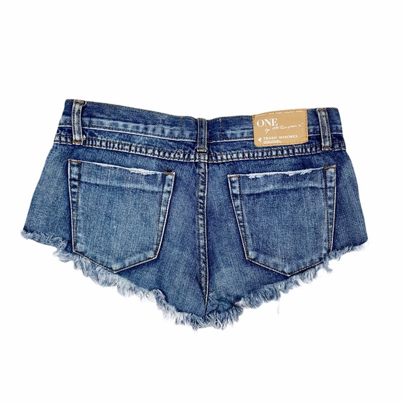 ONE TEASPOON Distressed Shorts - Picture 3 of 4